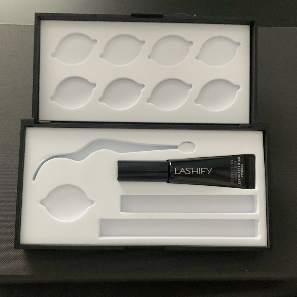 LASHIFY New G3 Case and Bondage Bond. New without box. Bondage bond never used